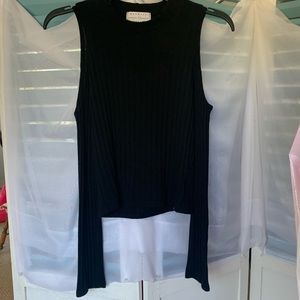 kendall + kylie long sleeve crop w/ cold shoulder